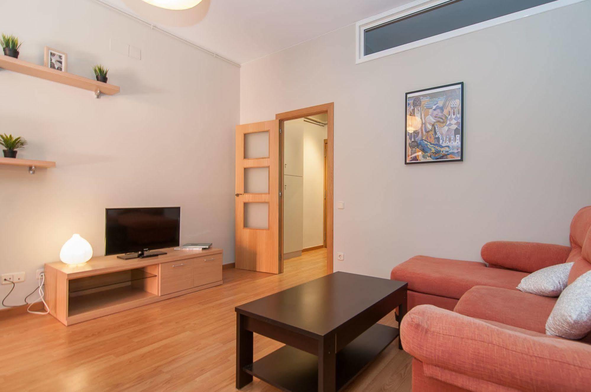 Bbarcelona Sagrada Familia Terrace Flat Apartment Bagian luar foto