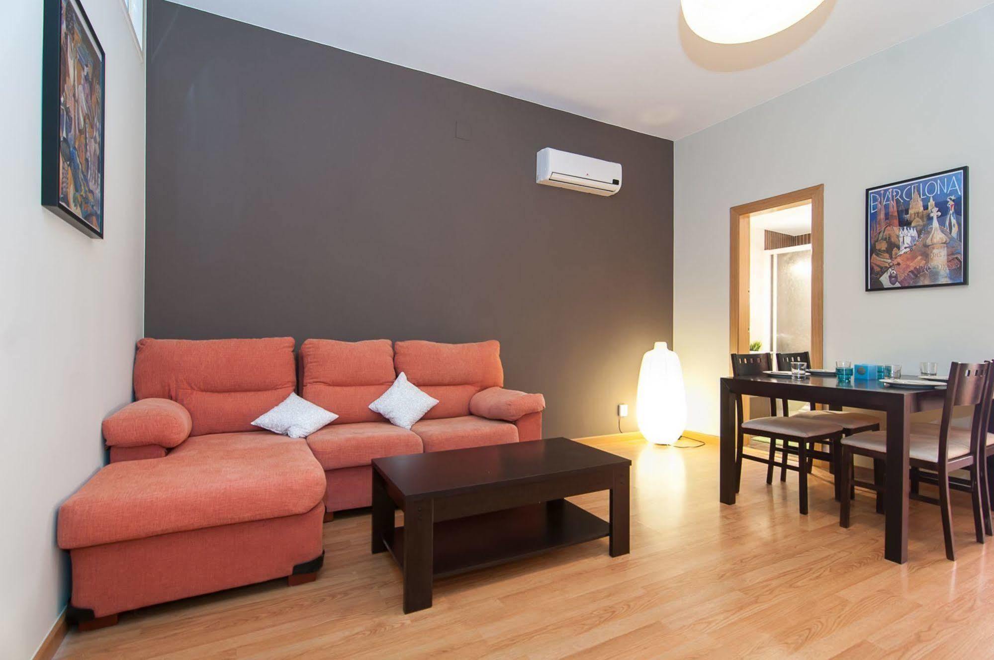 Bbarcelona Sagrada Familia Terrace Flat Apartment Bagian luar foto